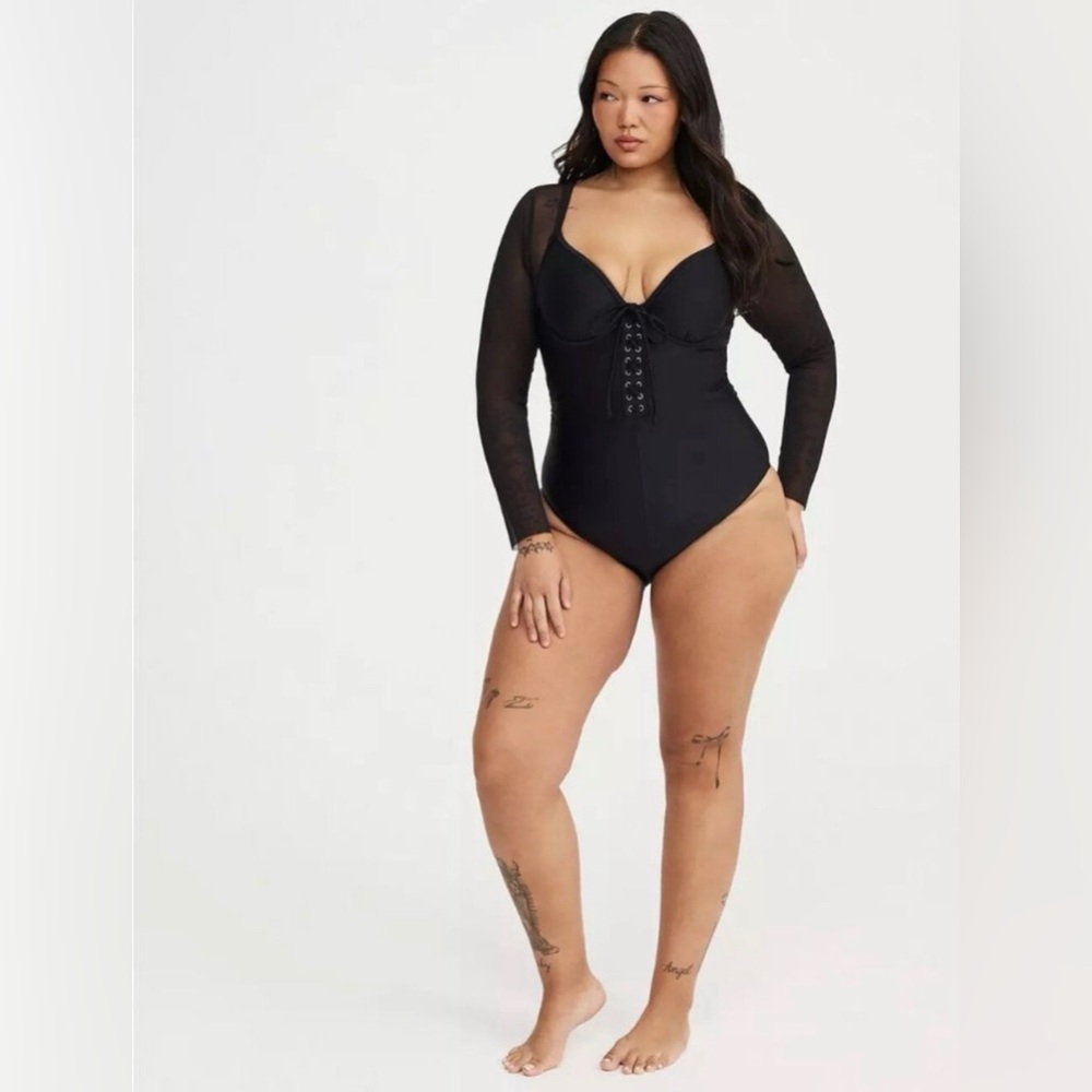 NWT Torrid Nightfall Wired Mesh Sleeve Corset One-Piece Swimsuit 1X 14/16 - Picture 4 of 4